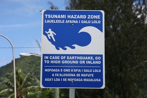 Warntafel vor Tsunamis auf Amerikanisch-Samoa