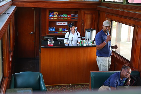 Bar in der Panamakanal-Eisenbahn